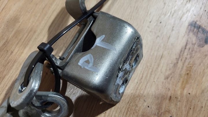 фото №7, Петли дверь правые зад комплект honda civic viii 8 ufo hb 5d nh701m