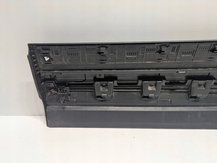 фото №9, Hyundai santa fe v mx5 2024 зад правая планка дверь задних 87732-p61