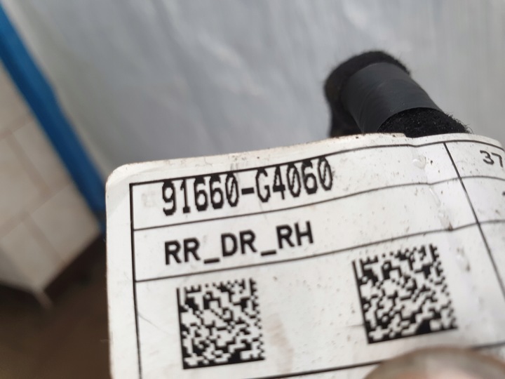 фото №6, Hyundai i30 iii установка жгут дверь зад правая