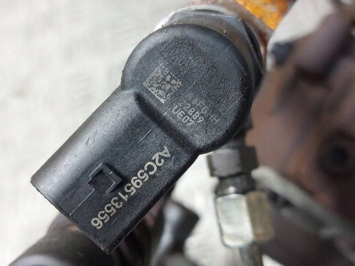 фото №10, Насос впрыскивающий + форсунки комплект volvo s60 ii 1.6 d 9802448680