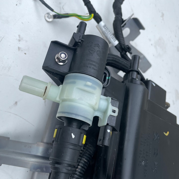 фото №14, Peugeot 3008 ii 1.6 thp гибрид модуль аккумулятор гнездо 9843893380 9835378280