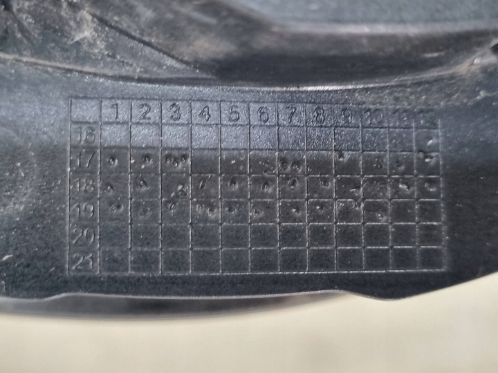 фото №8, Jaguar e-pace 2018 з спереди решётка радиатор / решётка радиатора