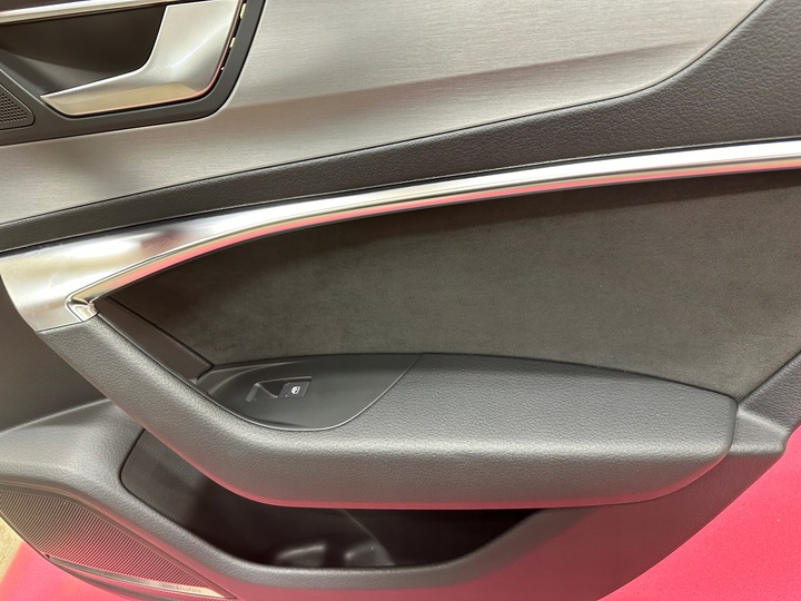 фото №11, Боковина оббивка двері a7 s7 c8 праві зад алькантара b&o ambiente ідеальний