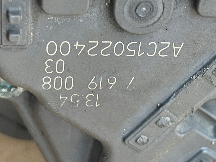 фото №11, Bmw m5 g30 m8 f90 двигатель s63b44b коллектор всасывающий левый 8601613 правый 8601612