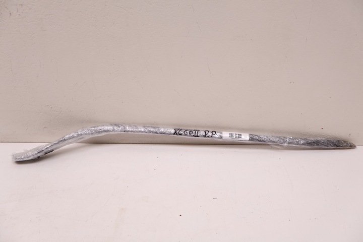 фото №9, Volvo xc60 ii прокладка скла лобовий права 32210591