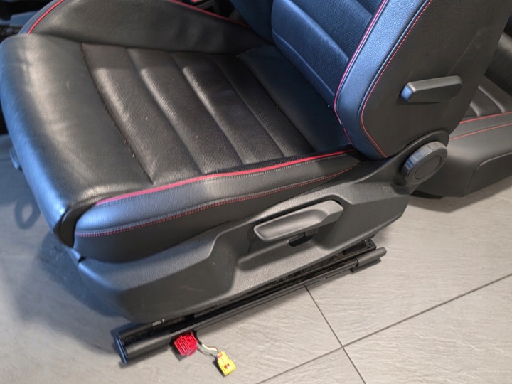 фото №9, Vw golf vii gti шкіра сидіння диван zerwona нитка обшивки з підігрівом eu