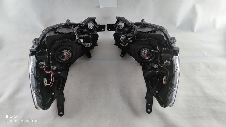 фото №13, Subaru xv фара лівий правий лампа комплект