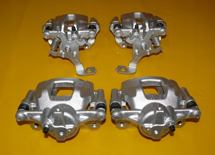 фото №10, Зажимы левый правые перед зад toyota corolla e18 xi 11 277/26 270/10mm 13-19