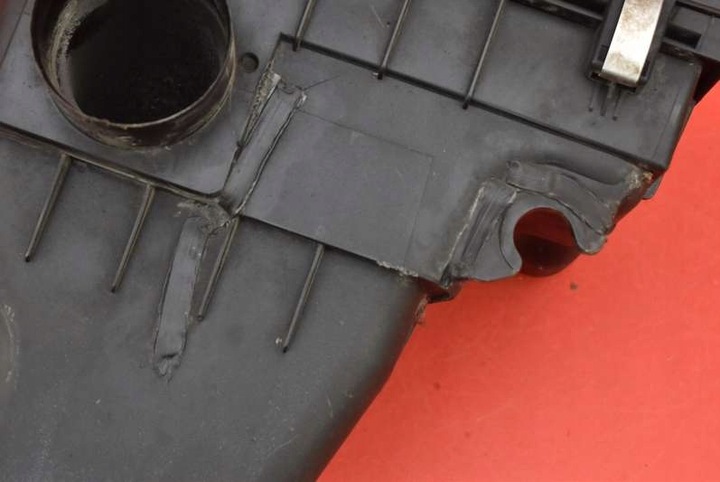 фото №11, Корпус фільтра повітря 09204631 opel agila a 1.2 16v 75 km 00-03