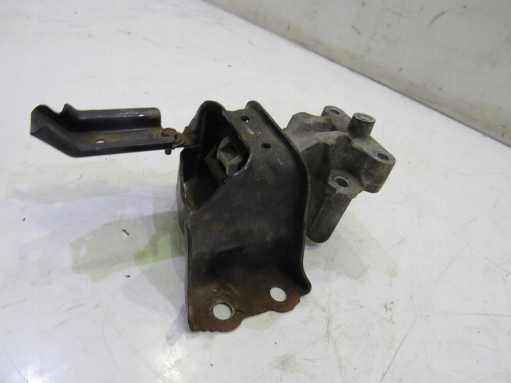 фото №4, Лапи подушка двигуна nissan micra k13 1.2 dig