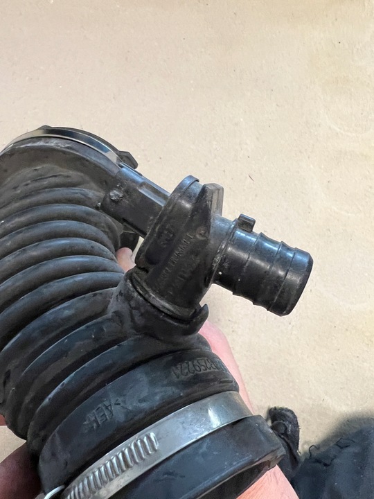 фото №7, Astra j iv 2.0 cdti труба впуск повітря клапан