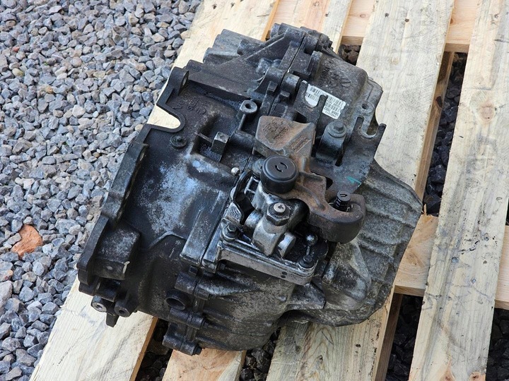 фото №9, Коробка передач коробки передач volvo xc70 xc90 2.4 d5 185km 566r7002ab 9482371