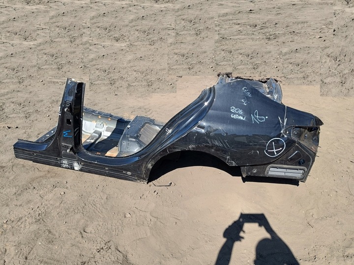 фото №1, Mercedes c-klasa w206 sedan чверть зад ліва заднє поріг стійка крило