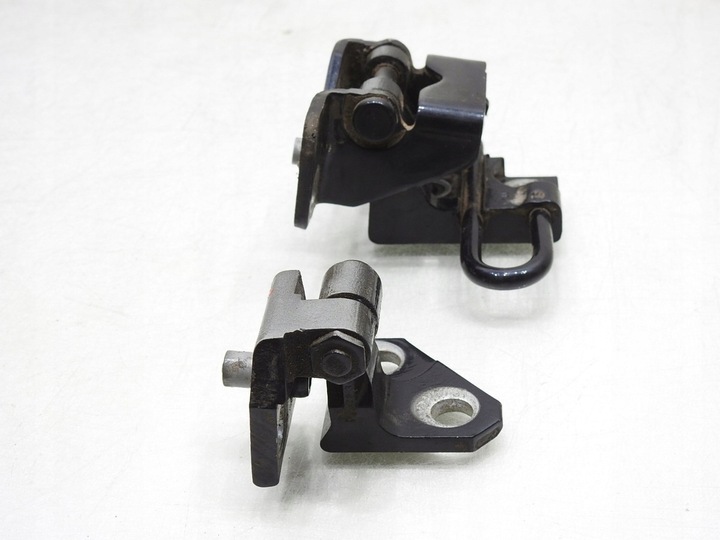 фото №4, Петля дверь левый зад vw golf vi lc9x