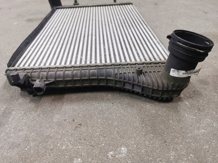 фото №6, Радиаторов интеркулер vw golf 5 v 1k0