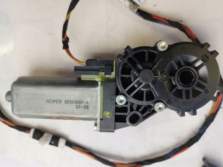 фото №10, Audi q7 4l 07r двигунчик регулювання сидіння 0390203225