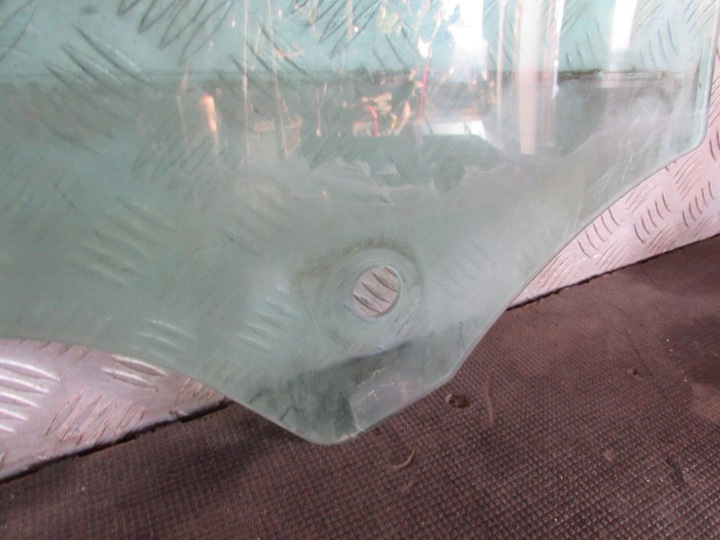 фото №7, Стекло левые перед alfa romeo mito 08-13r