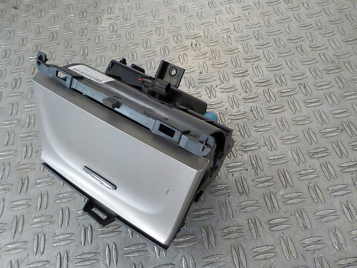 фото №5, Grand cherokee wk2 бардачок пепельница