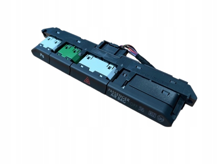 фото №1, Vw passat b8 кнопка pdc панель 3g0927132a