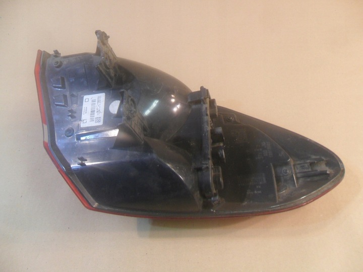 фото №13, Задняя лампа правая bmw f45 7311030