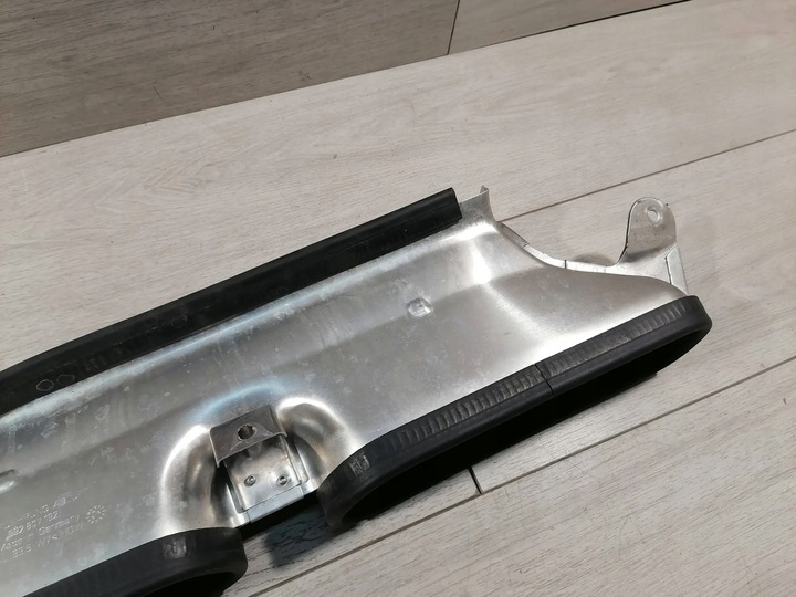 фото №5, Porsche 992 захист впуск повітря 992807192