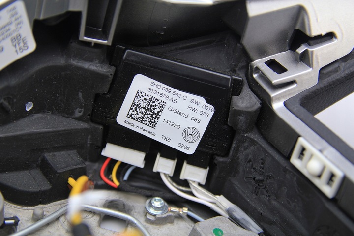 фото №10, Оригинальная руль vw golf 8 viii gti кожа лепестки касание красная nić