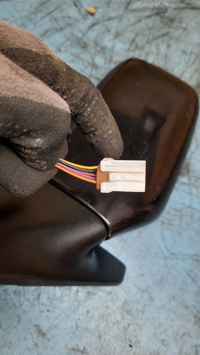 фото №7, Зеркало правые volvo v40 03r 5 pin