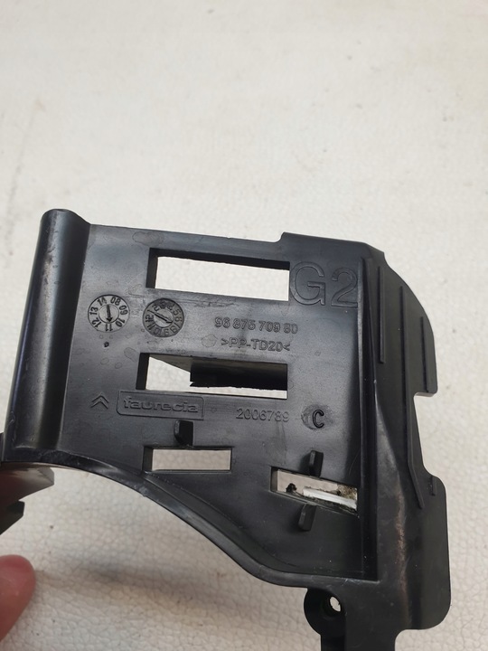 фото №7, Citroen ds3 09-14 крепление корзина na галоген w бампер перед 9687570980