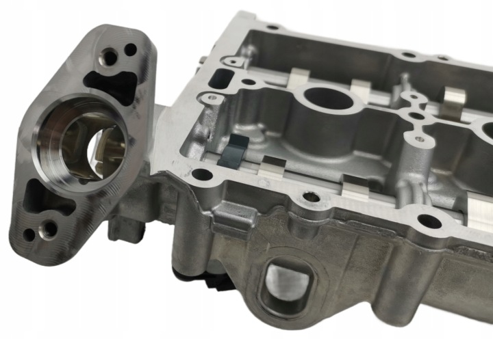 фото №14, Крышка клапанов vw audi seat skoda czca czcb 1.4tsi 04e103469ep 04e103479g