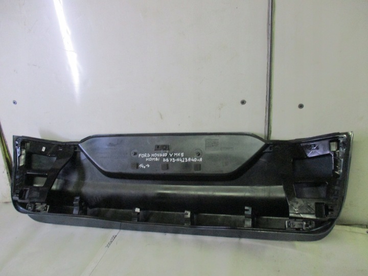 фото №11, Накладка кришки зад ford mondeo mk5 універсал 14r- ds73-n423a40-a
