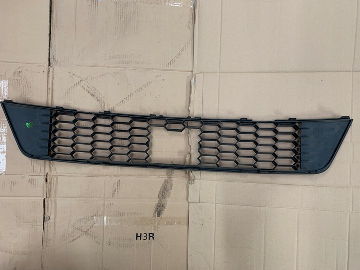 фото №6, Решітка бампера skoda octavia iii rs радар 5e0