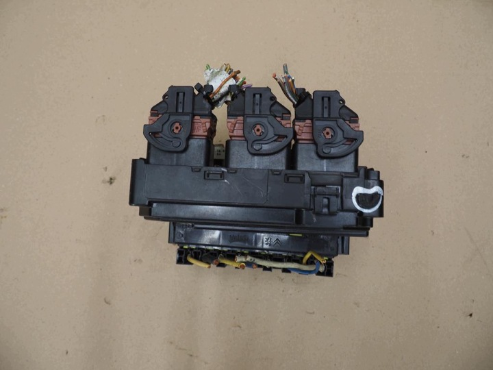 фото №12, Модуль bsm citroen c5 ii 04-08 9661682780 siemens vdo 2.0 hdi