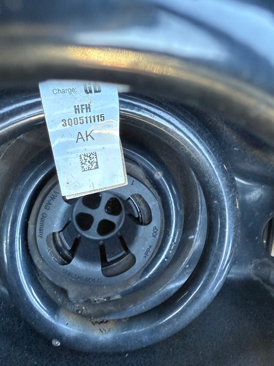 фото №13, Підвішування підрамник балка важіль зад задні vw passat b8 рестайлінг універсал 22r. 3q