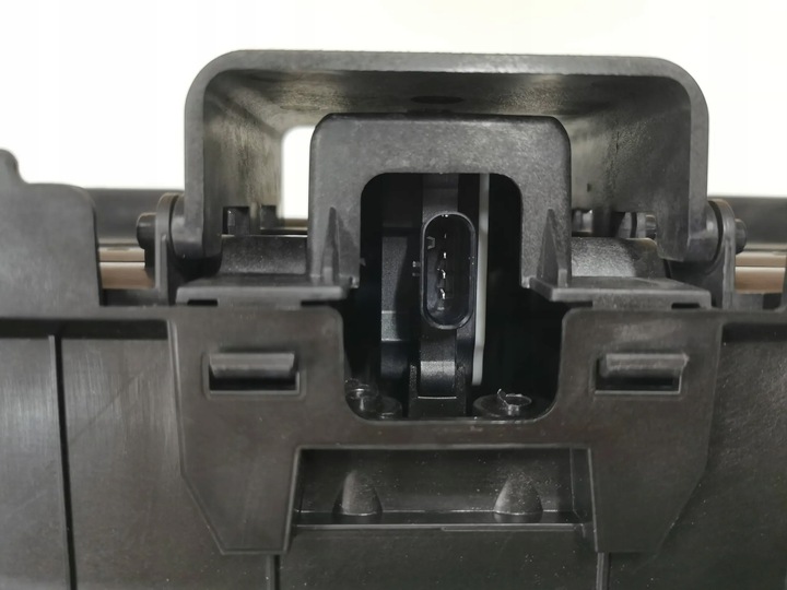 фото №8, Ролета, жалюзи, руль воздуха bmw 3 g20 2.322