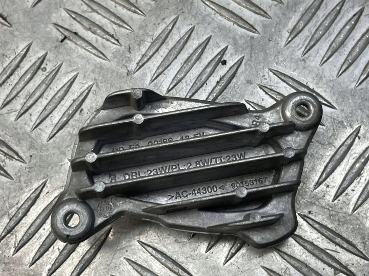 фото №7, Bmw (oem) 90153167 90145280 7933359 1' f40 блок розпалу ксенону оригінал  (модуль керування фарою, інвертор) led комплект