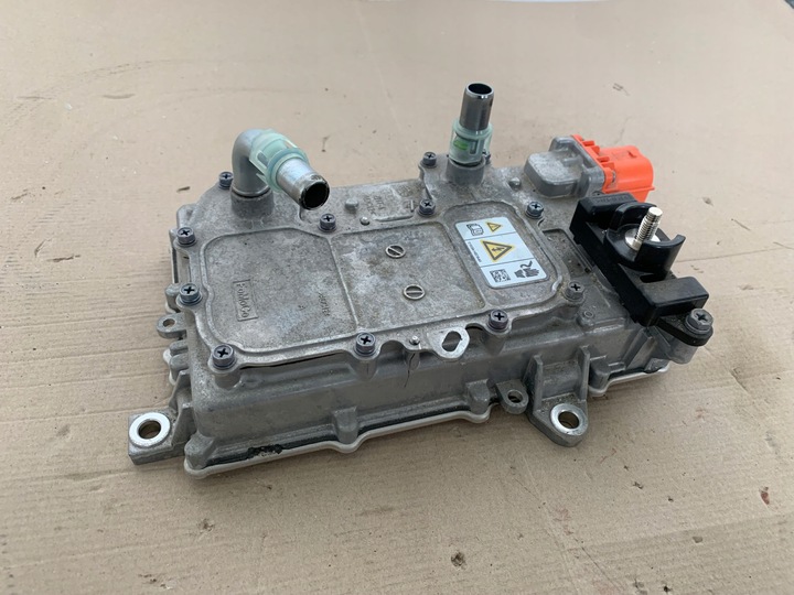 фото №1, Ford mustang mach-e rwd 75.7 kwh перетворювач напруги оригінал