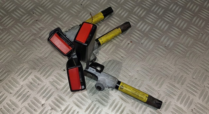 фото №5, Bmw e60 e61 рестайлінг натягувач застібка ліва ременя безпеки лівий зад 9117189