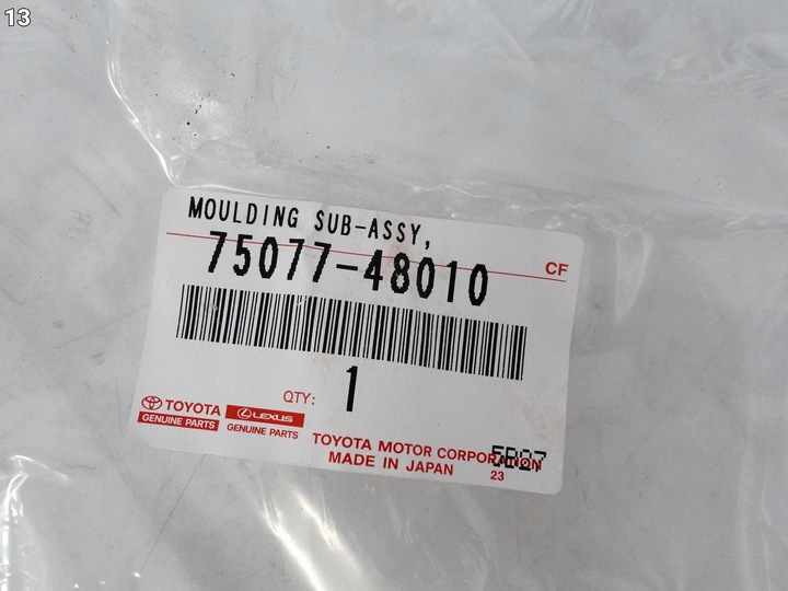 фото №14, Lexus rx rx450 rx350 iv 15-22 рестайлинг планка дверь правая зад 75077-48010