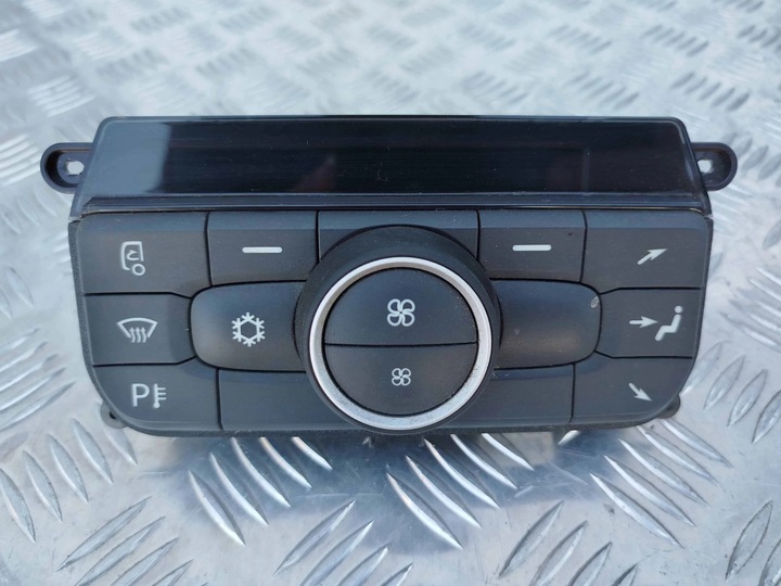 фото №1, Панель кондиционера daf xf 106 рестайлинг