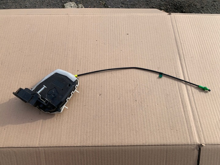 фото №1, Замок двері праві задній toyota yaris iii оригінал справний