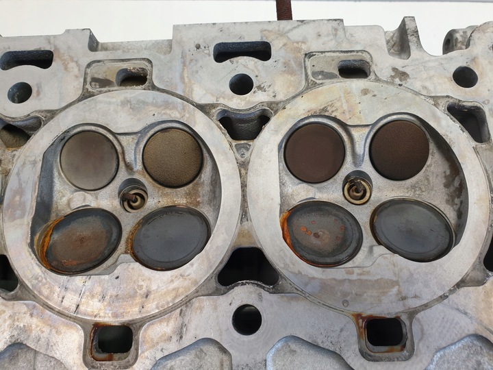 фото №10, Ford mondeo mk3 2.5 v6 головка циліндрів права