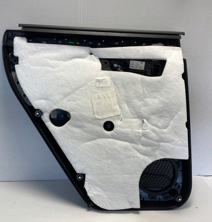 фото №7, Vw touareg iii r-line обивка боковина дверь правые зад 760867212g кожа