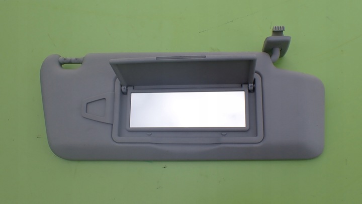 фото №2, Захист сонцезахисна права mercedes w204