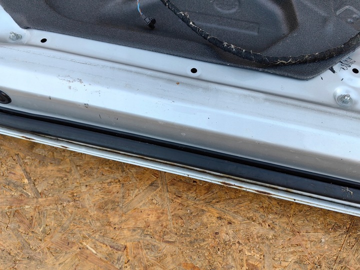 фото №7, Дверь левая bmw e46 титан серебро комплектные серебристый sedan touring универсал