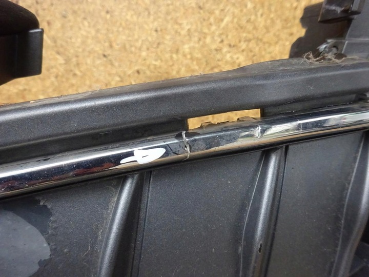 фото №8, Audi a4 b8 рестайлінг решітка радіатора решітка бампера перед передня 8k0853651e 8k0807233g