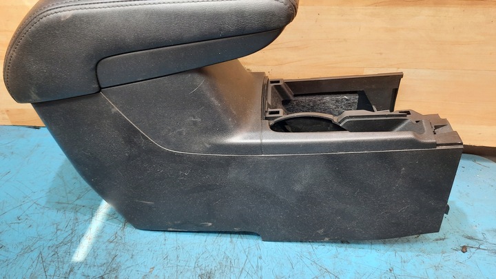 фото №6, Подлокотник mitsubishi outlander i 03-06r