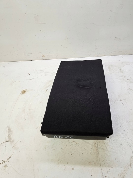 фото №6, Подлокотник сиденья зад audi a6 c6 велюр