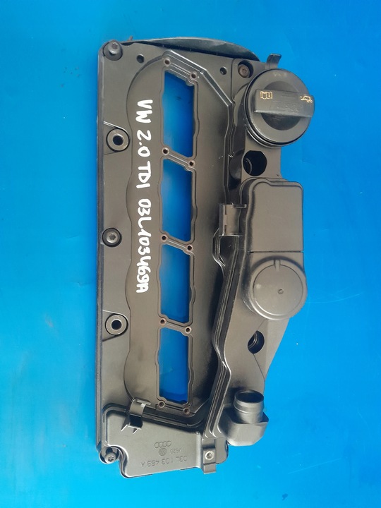 фото №1, Кришка клапанів vw passat cc 2.0 tdi cba 03l103469a