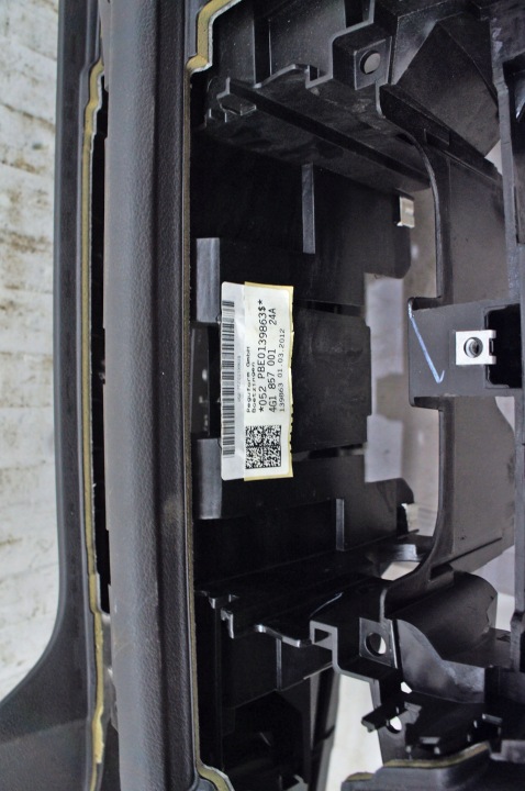 фото №7, Uf307 audi a6 c7 ^ торпедо капот pulpit консоль 4g1857001 європа