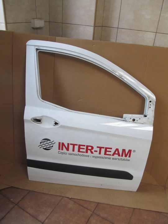 фото №13, Ford transit courier 14-23 дверь правые перед передние правые c410